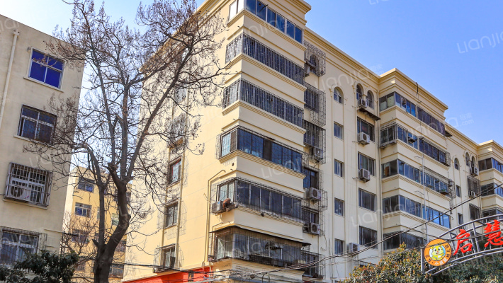 郑密路20号院外景图