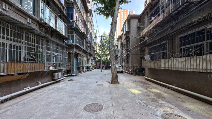 中通五局家属院西院外景图