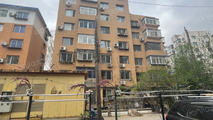 沈电社区外景图