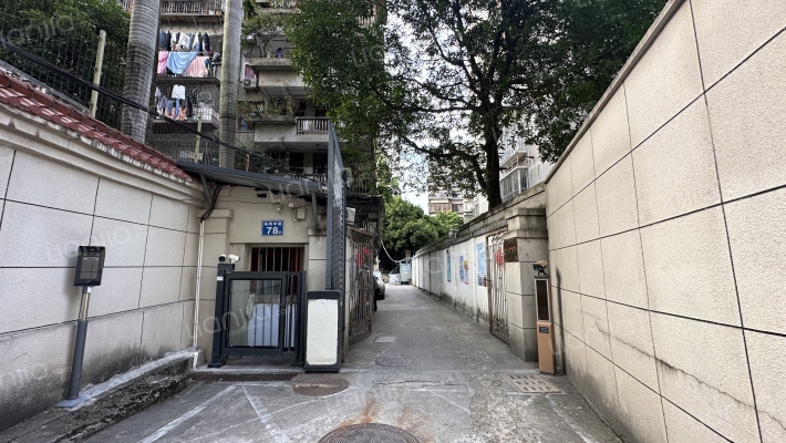 粮食储运公司宿舍外景图