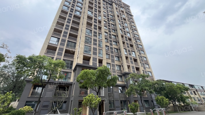 联谊枫林小镇外景图