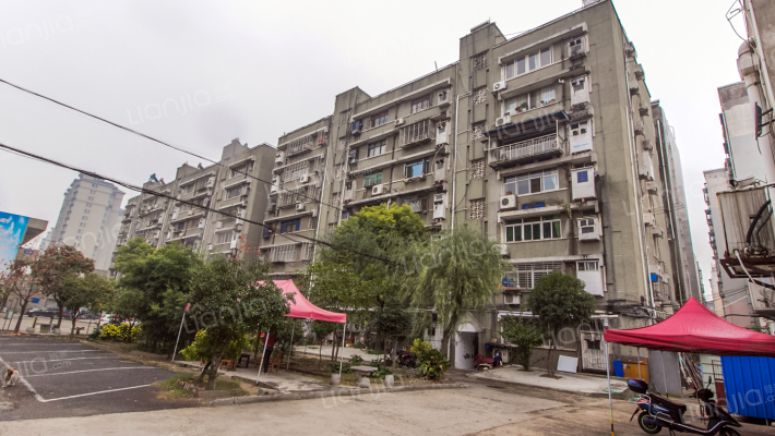 闸口二路农行家属院外景图