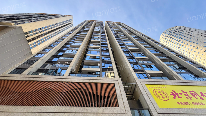 中房·翰林门外景图