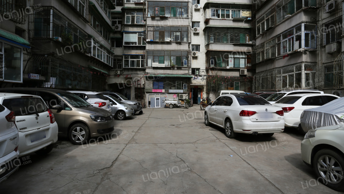 商业银行宿舍(杏花岭区)外景图