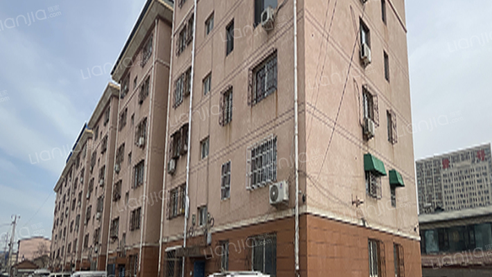 原食品站住宅楼外景图