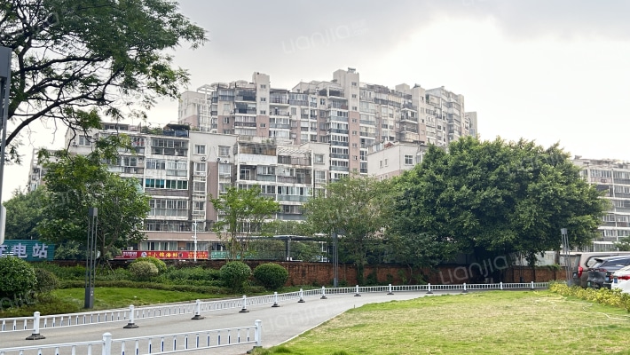 阳光花都外景图