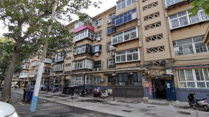 电影公司宿舍外景图