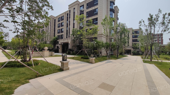 中旅万科城四期外景图