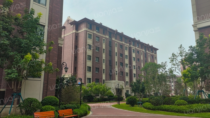 金地城E5区外景图