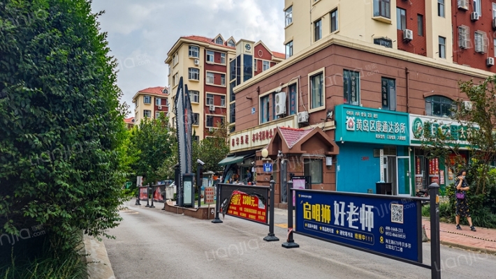 泰华花园外景图