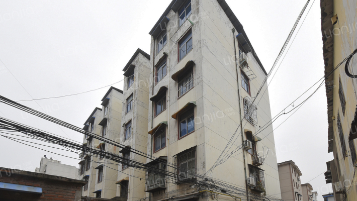 城建公司家属院外景图