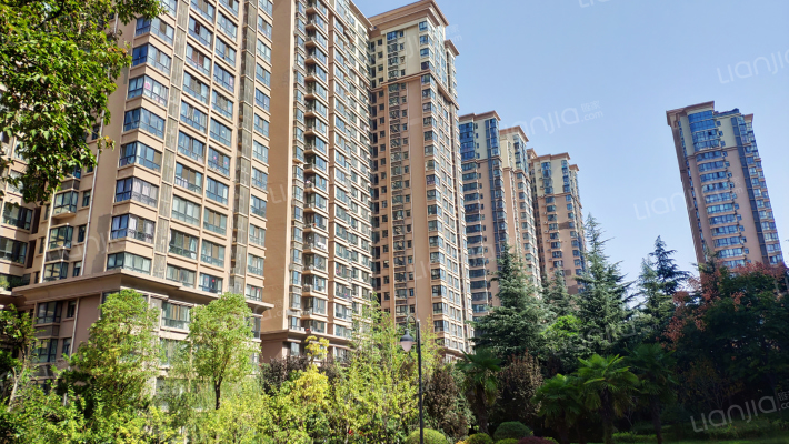 太阳水岸新城外景图