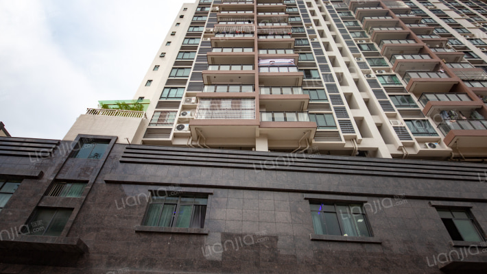 富龙华府外景图