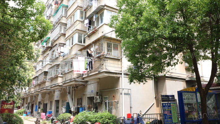 双拜巷教师公寓外景图