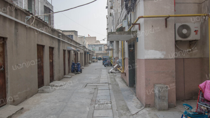 魏风路77号外景图