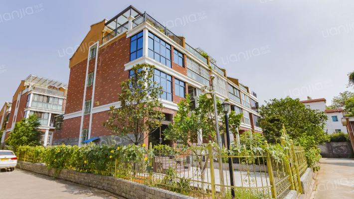 鸿基浅水湾花园外景图