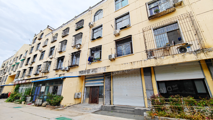 超越广场二期外景图