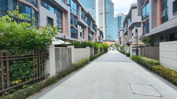 吉泰锦江大厦外景图