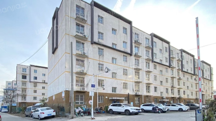 尚锦园小区外景图