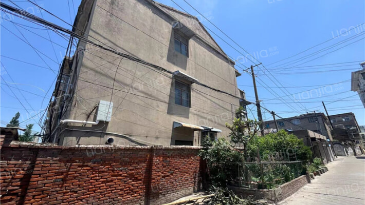 东台机电厂宿舍外景图