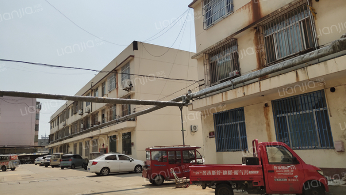 华银小区外景图