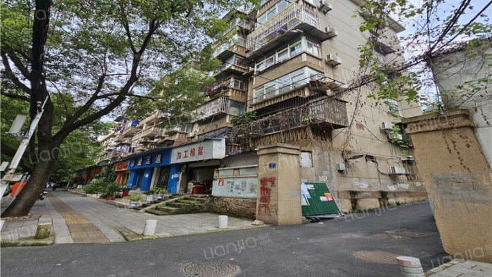 东亭邮局宿舍外景图