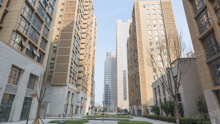 郑开·印象城外景图