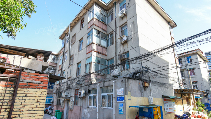 许昌市五交化家属院外景图