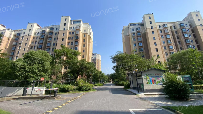 湖畔花园乐湖居外景图