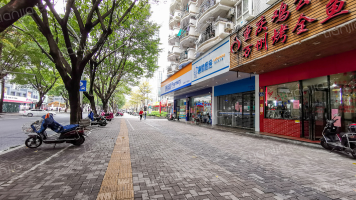 凤凰新村一区外景图