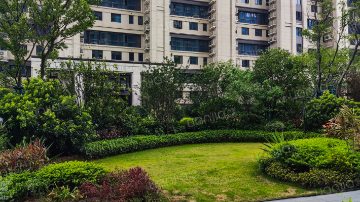 首开龙湖璟宸府外景图