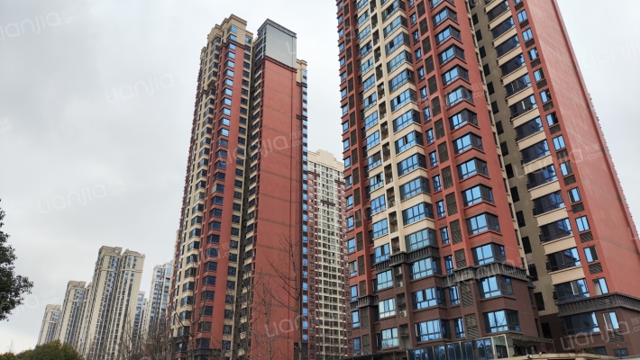 隆腾公元壹号外景图