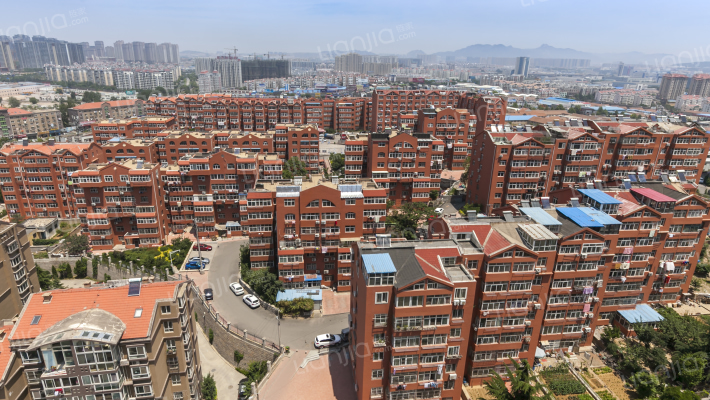 保儿东山小区外景图