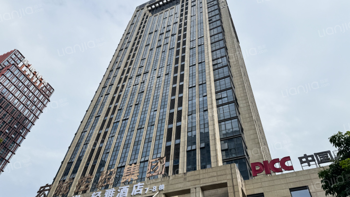 宏城财富中心外景图