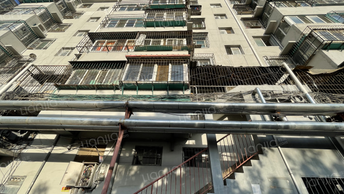 浴新南大街141号院外景图