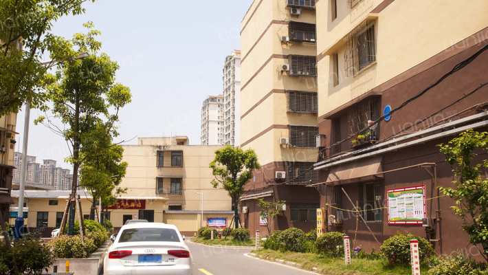 丽明化工厂二区外景图