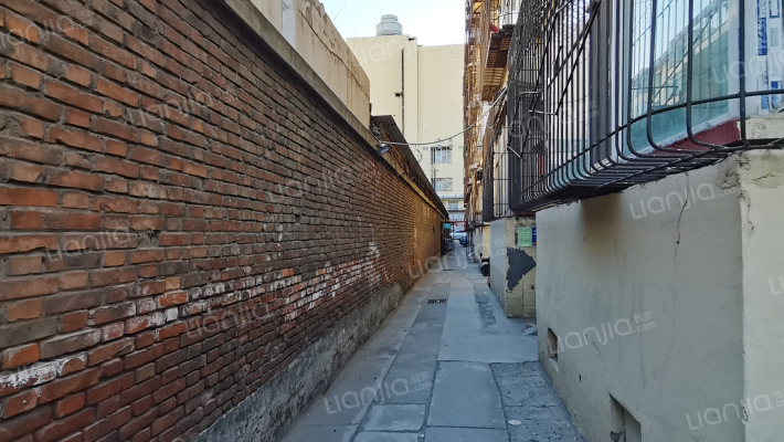 神二家属楼外景图