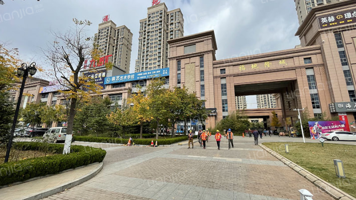 福地隆城外景图