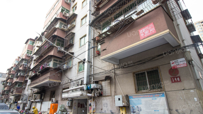 沁河路73号外景图