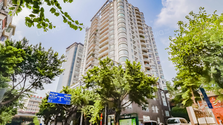 方凯华庭外景图