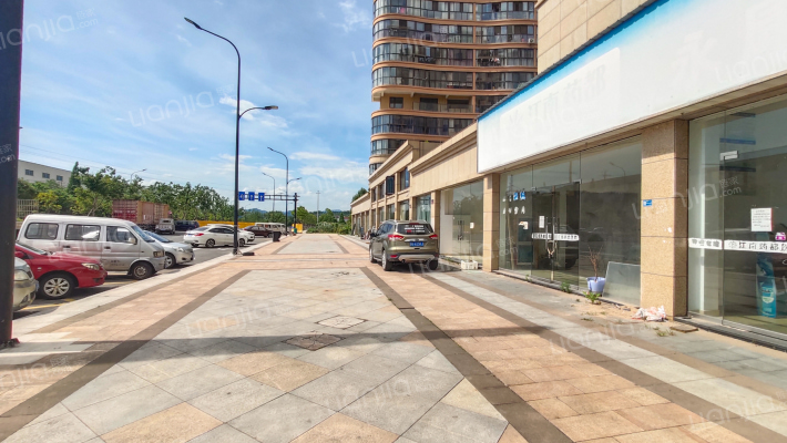 紫荆花园外景图