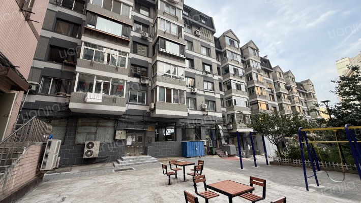 37中新开路外景图