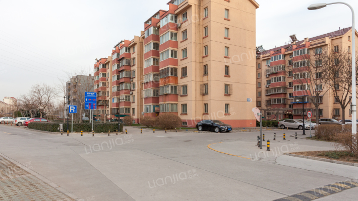 航天城小区外景图