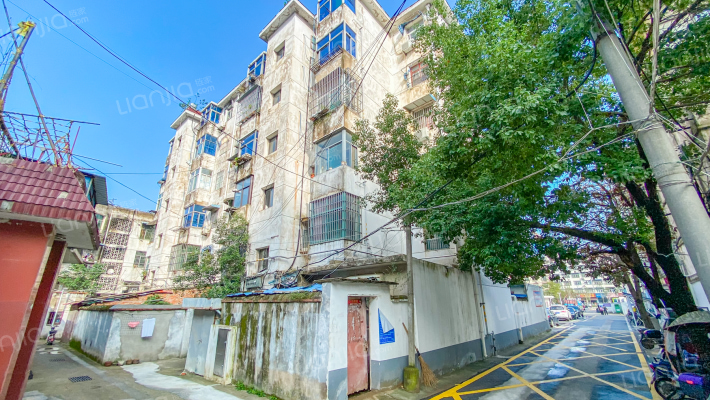 石油小区外景图