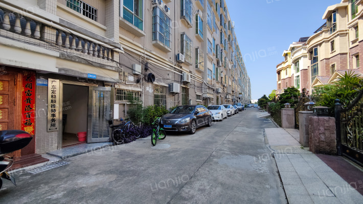 嘉洲花园外景图