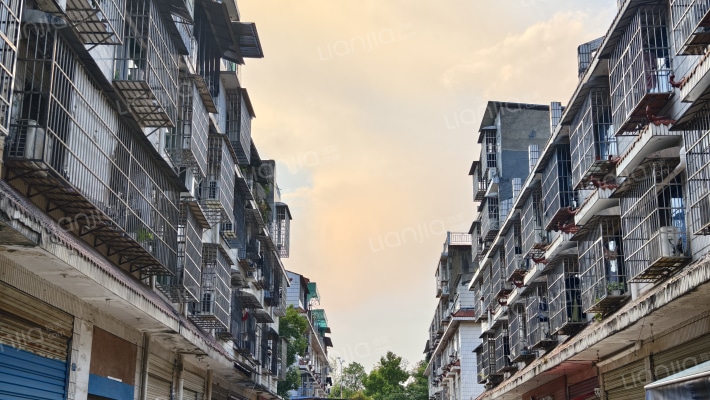 网船班小区外景图