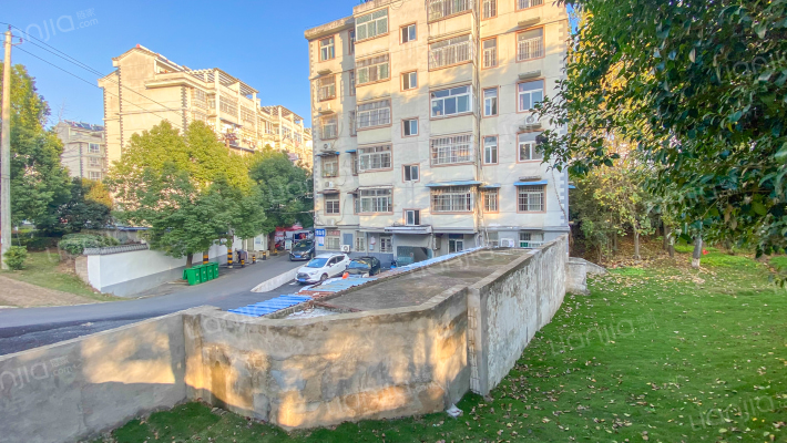 三岗花木住宅楼外景图