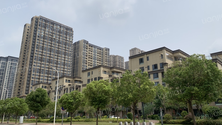 诺希峰汇外景图