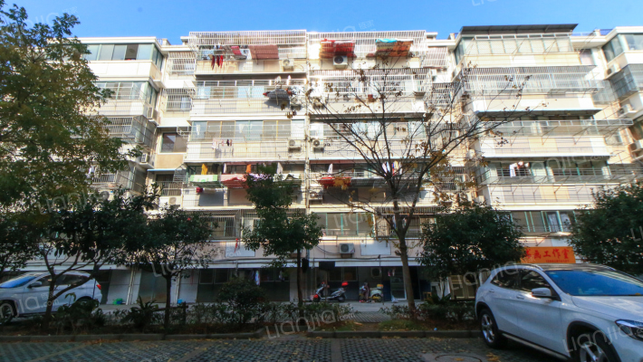 新海路590号外景图