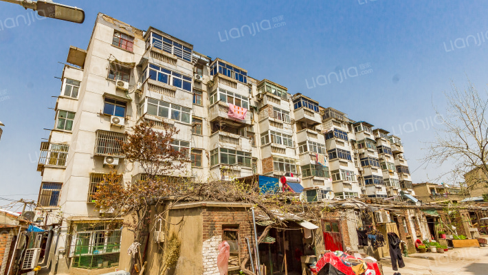 徐钢五宿舍外景图